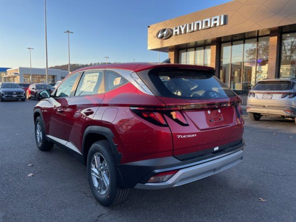 New 2026 Hyundai Tucson SE SUV