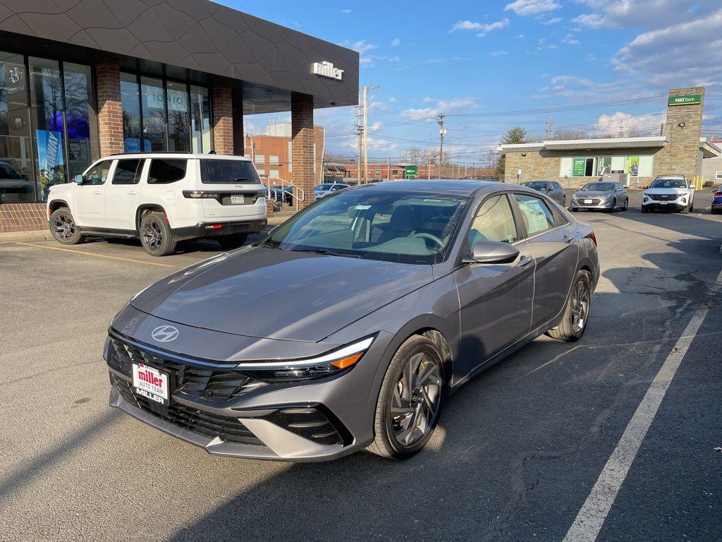 2025 Hyundai Elantra SEL