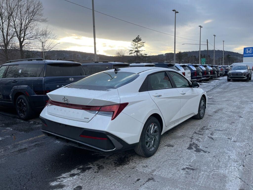 New 2026 Hyundai Elantra Hybrid Blue Sedan
