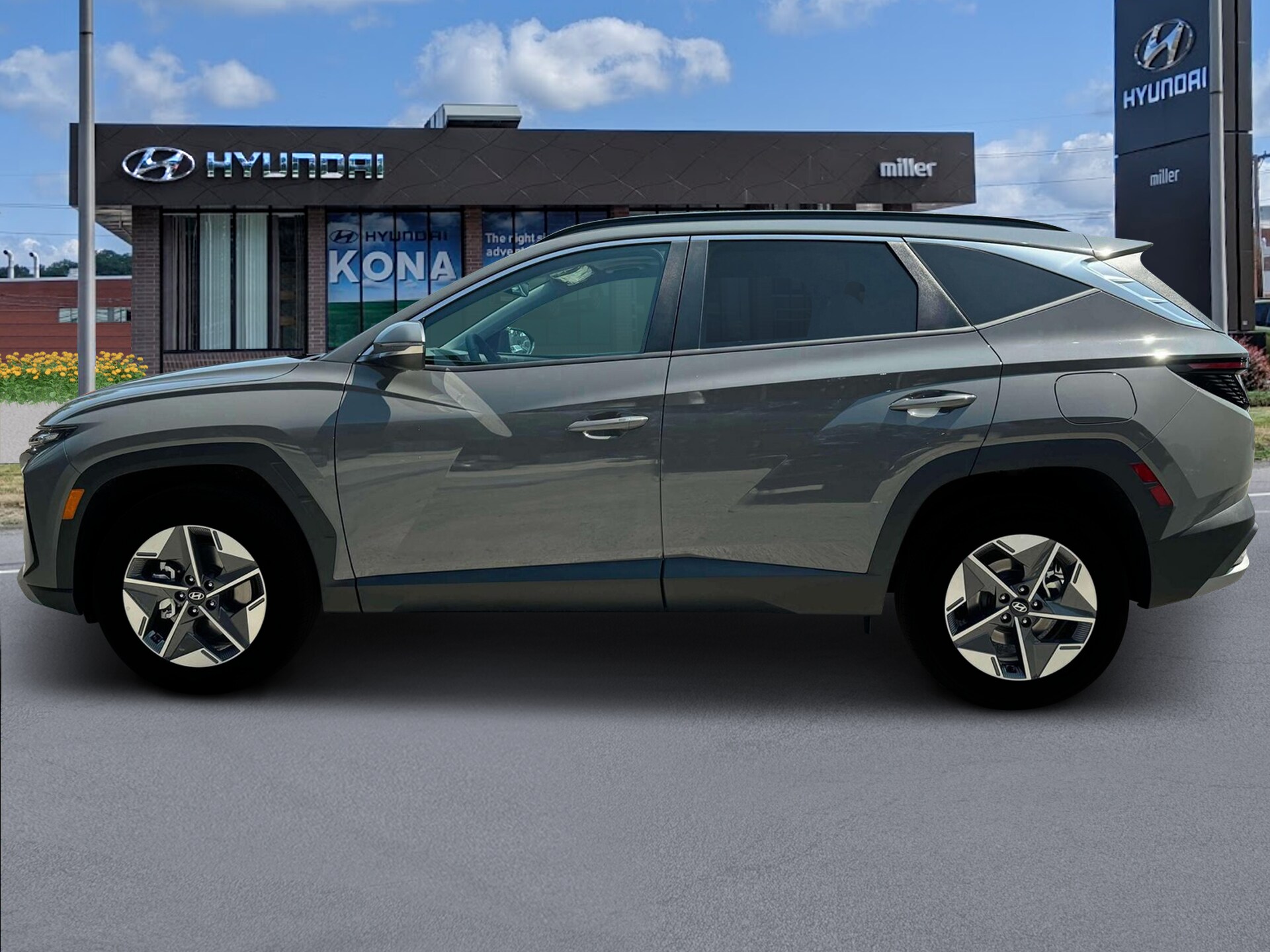 2025 Hyundai Tucson SEL Convenience photo 3