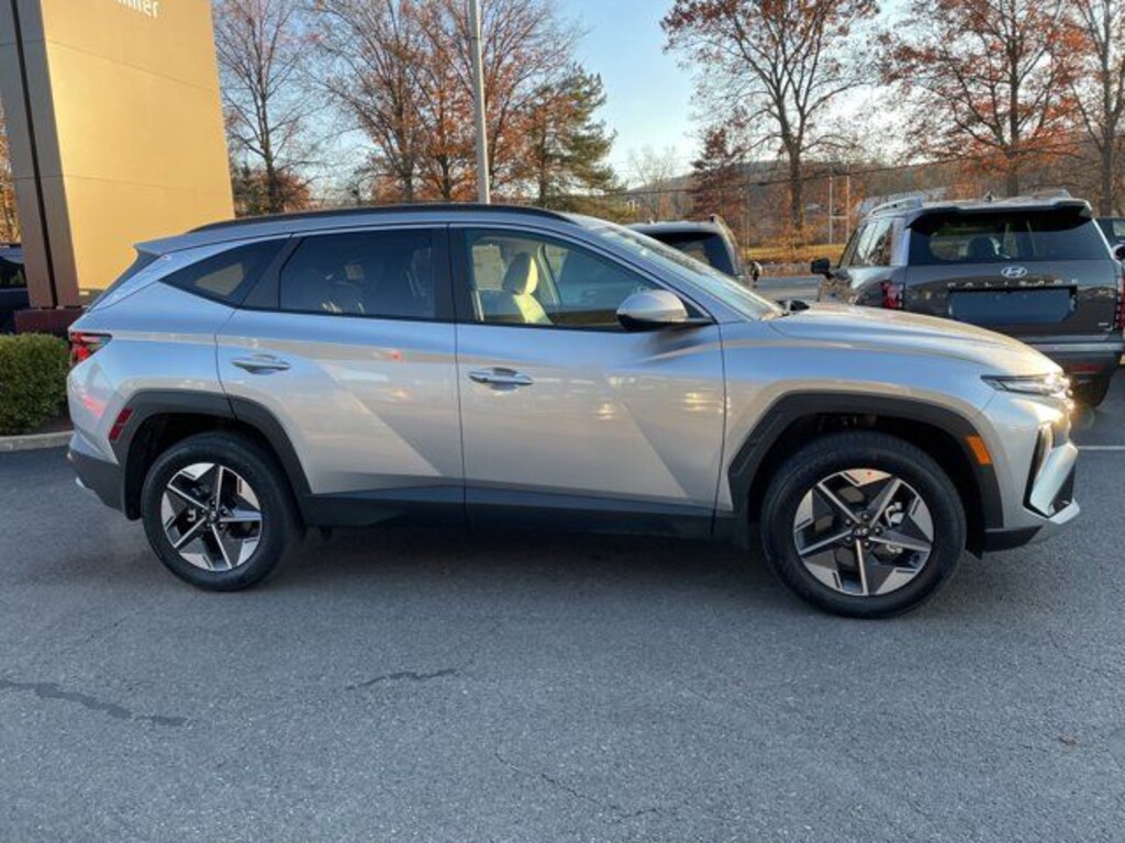New 2026 Hyundai Tucson SEL SUV