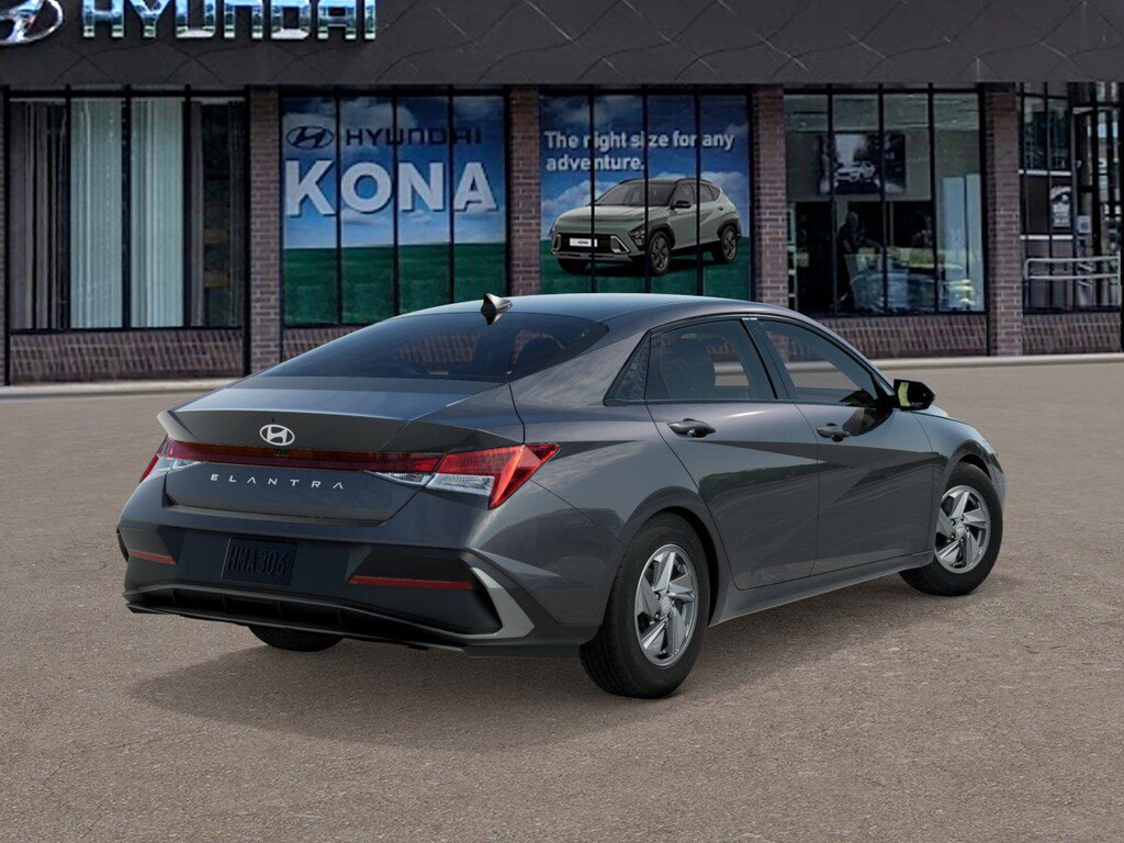 New 2026 Hyundai Elantra SE Sedan