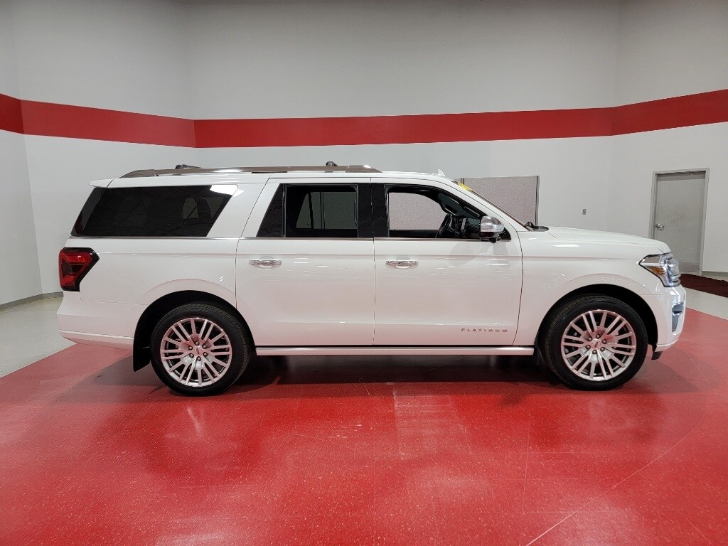 Used 2023 Ford Expedition Platinum with VIN 1FMJK1M82PEA10929 for sale in Saint Cloud, Minnesota