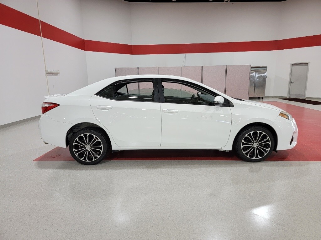 Used 2014 Toyota Corolla L with VIN 5YFBURHE7EP031325 for sale in Saint Cloud, Minnesota