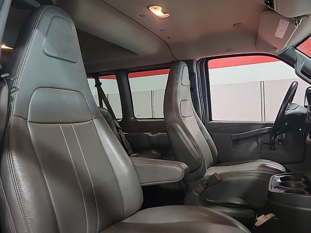 Used 2017 Chevrolet Express Passenger LS with VIN 1GAZGNFF2H1292616 for sale in Saint Cloud, Minnesota