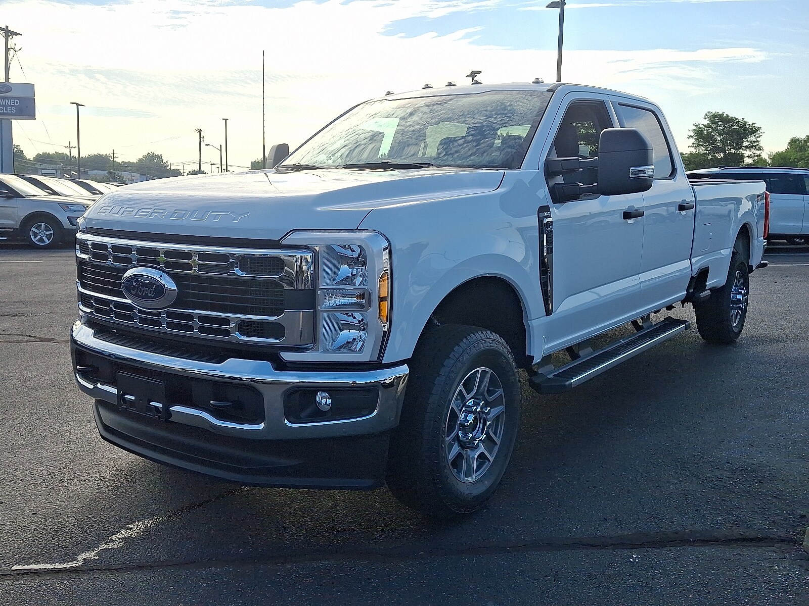 2025 Ford F-250 XLT photo 2
