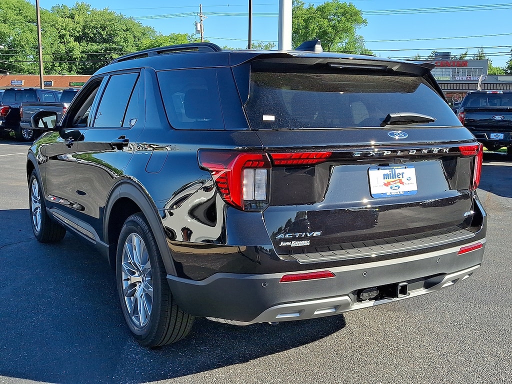 New 2026 Ford Explorer Active SUV
