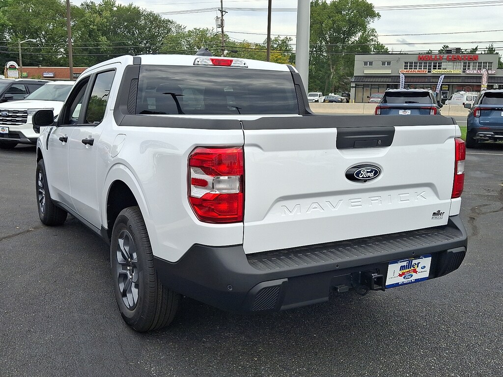New 2025 Ford Maverick XLT TRUCK
