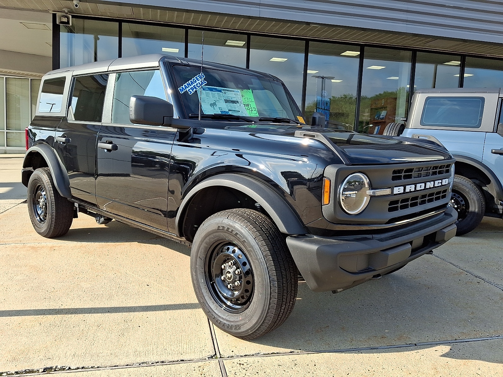 2025 Ford Bronco 4-Door
