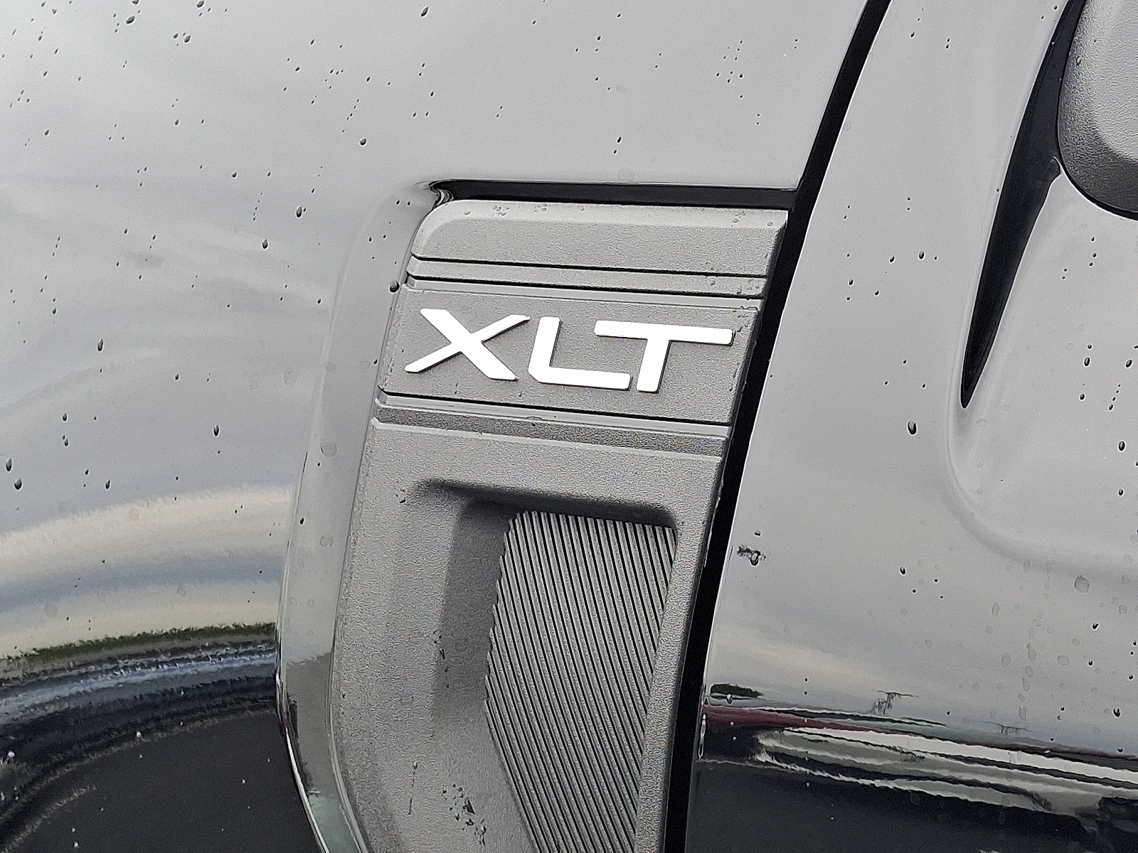 2025 Ford Maverick XLT - Photo 15