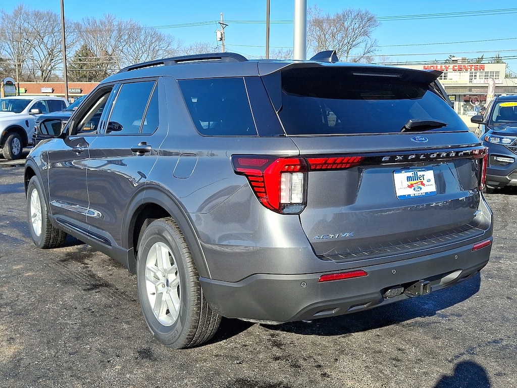 New 2026 Ford Explorer Active SUV
