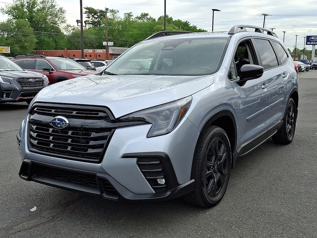 Used 2025 Subaru Ascent Onyx Edition Limited 7-Passenger Sport Utility