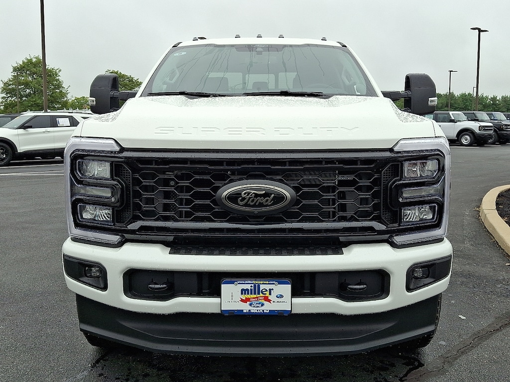 New 2026 Ford Super Duty F-250 Lariat TRUCK