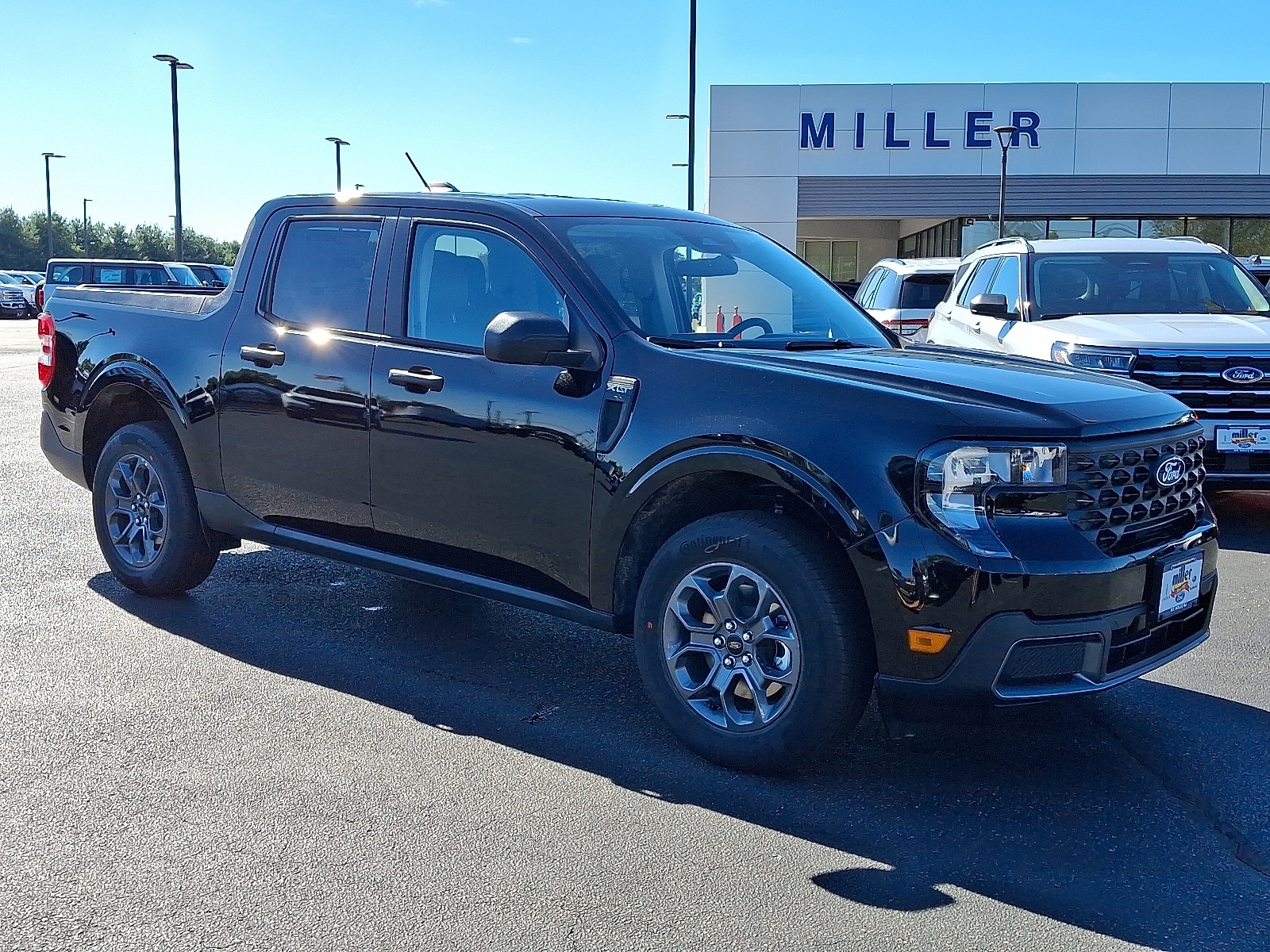 2025 Ford Maverick XLT's photo