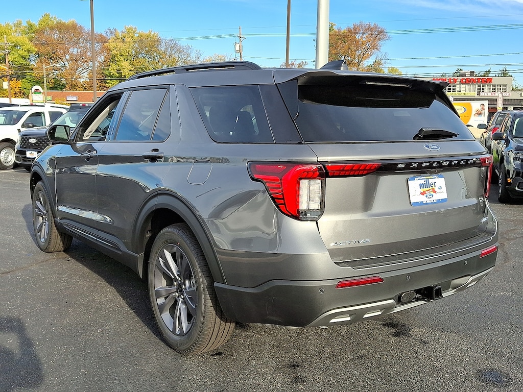 New 2026 Ford Explorer Active SUV