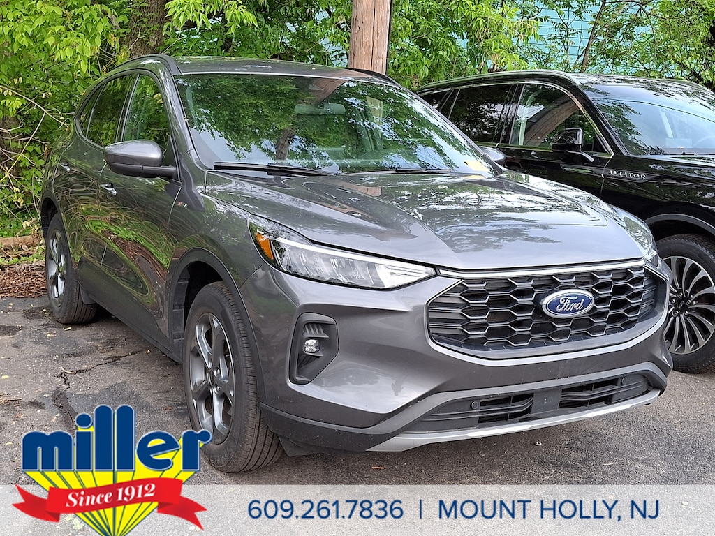 Used 2025 Ford Escape ST-Line Select Sport Utility