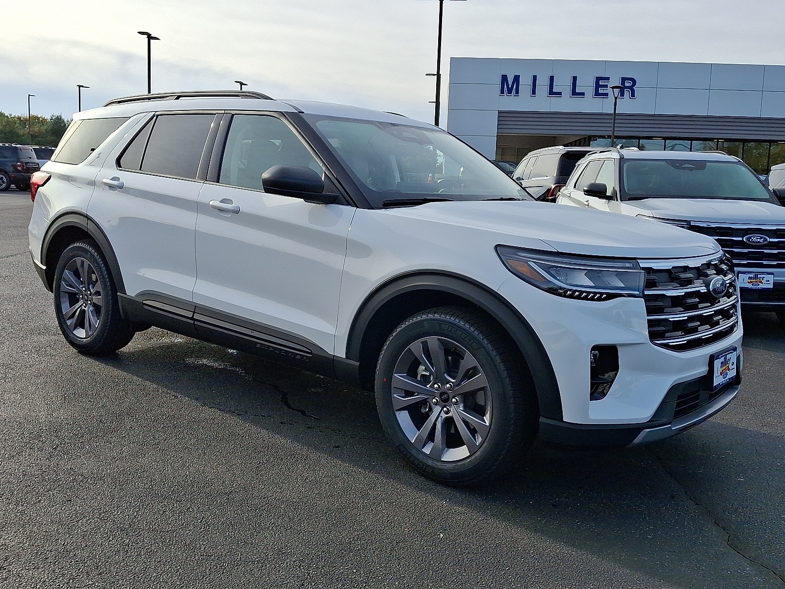 2026 Ford Explorer Active's photo