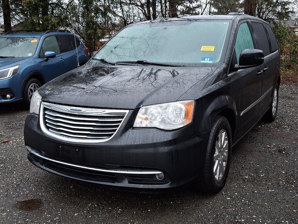 Used 2014 Chrysler Town & Country Touring Passenger Van