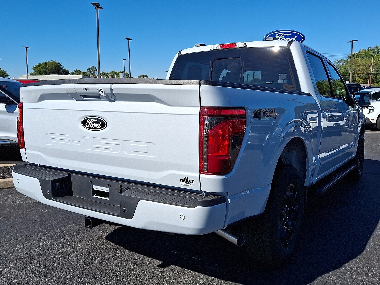2025 Ford F-150 XLT photo 4