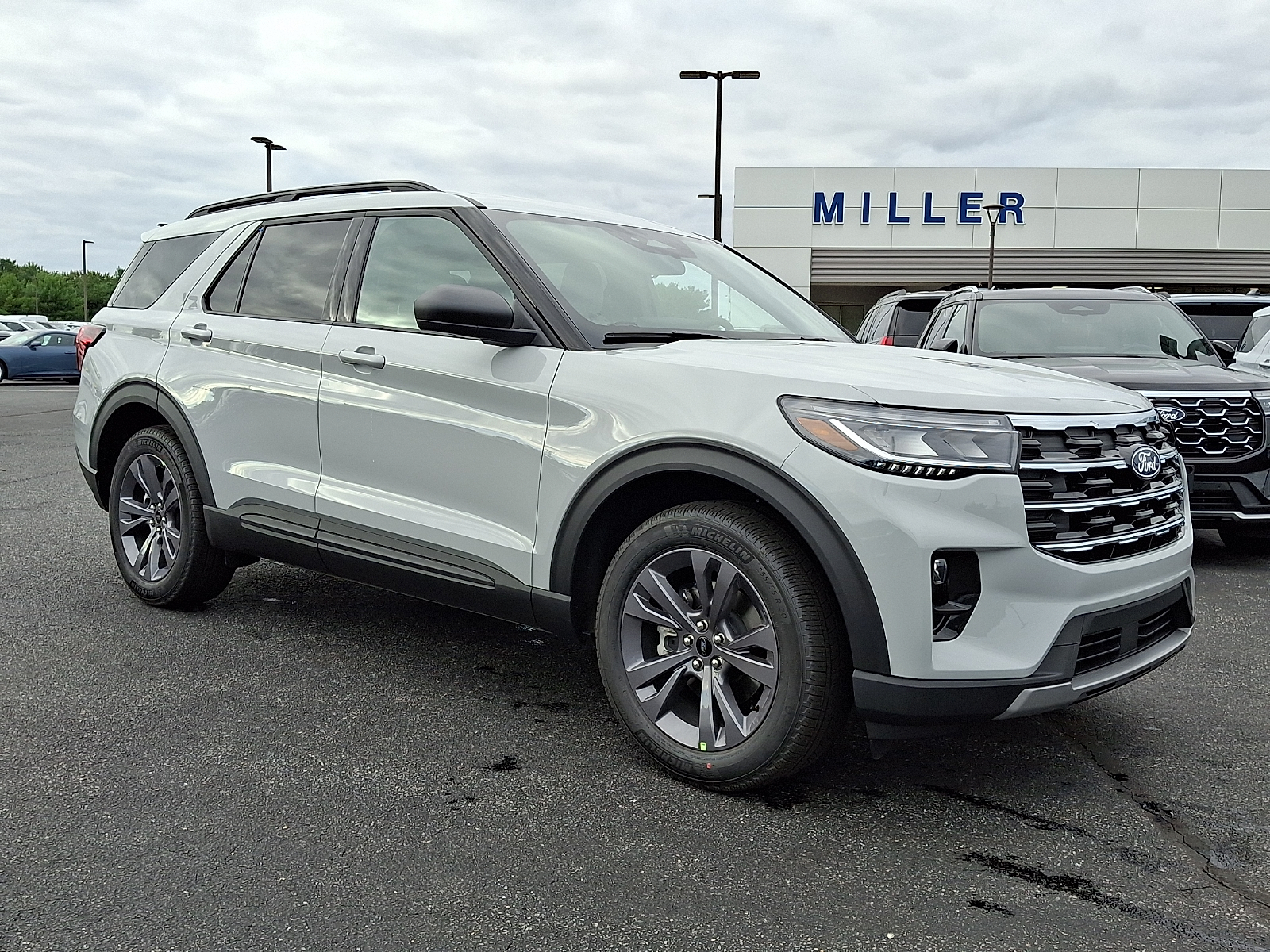 New 2027 Ford Explorer Active SUV