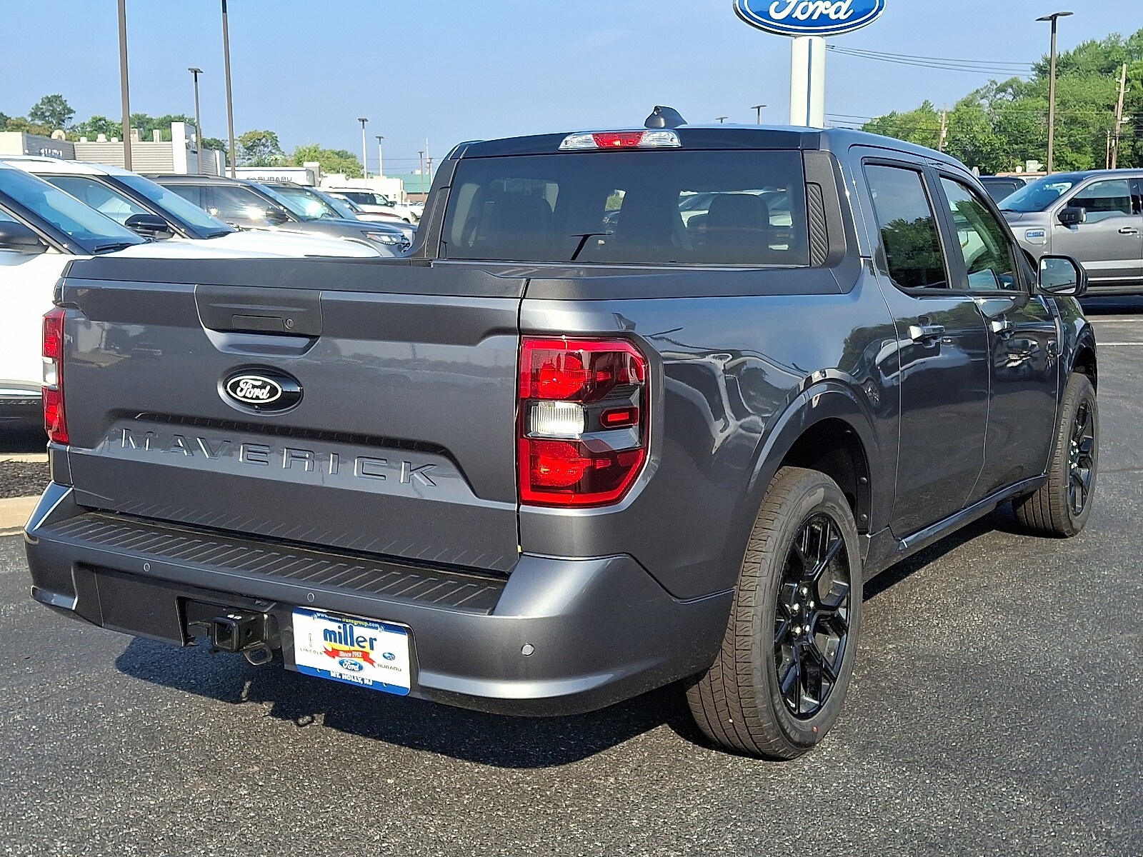 2025 Ford Maverick photo 4