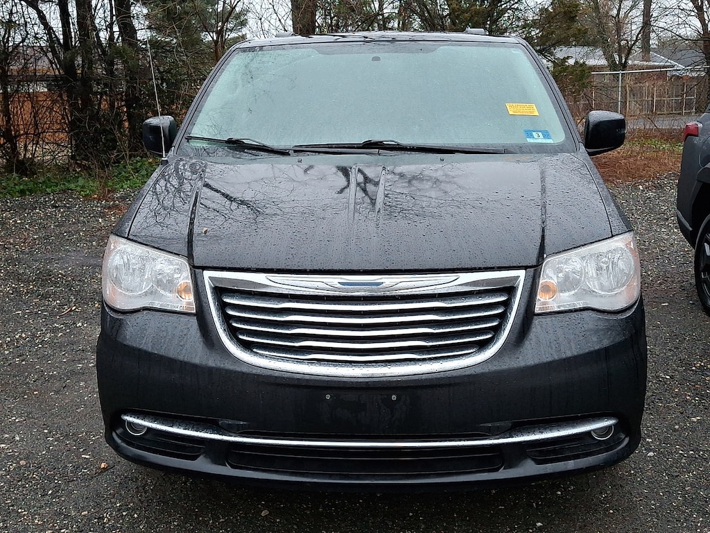 Used 2014 Chrysler Town & Country Touring Passenger Van