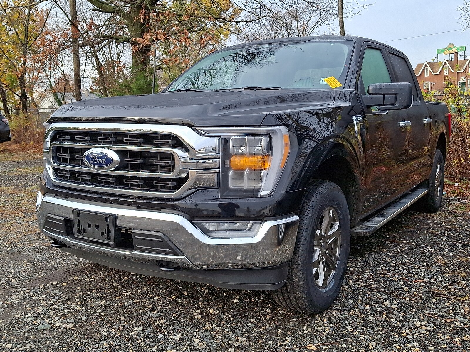 2022 Ford F-150 XLT photo 2