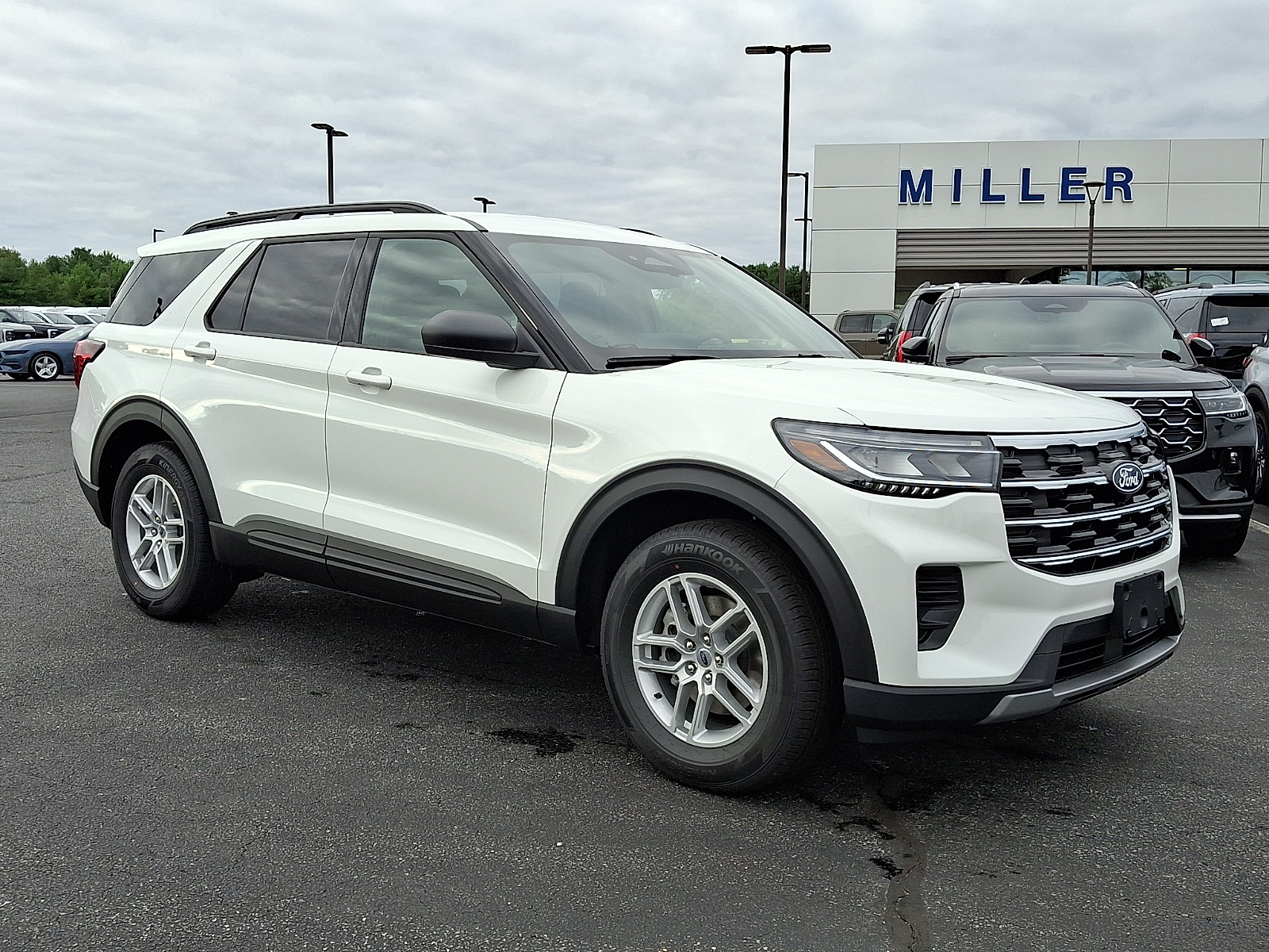 New 2027 Ford Explorer Active SUV