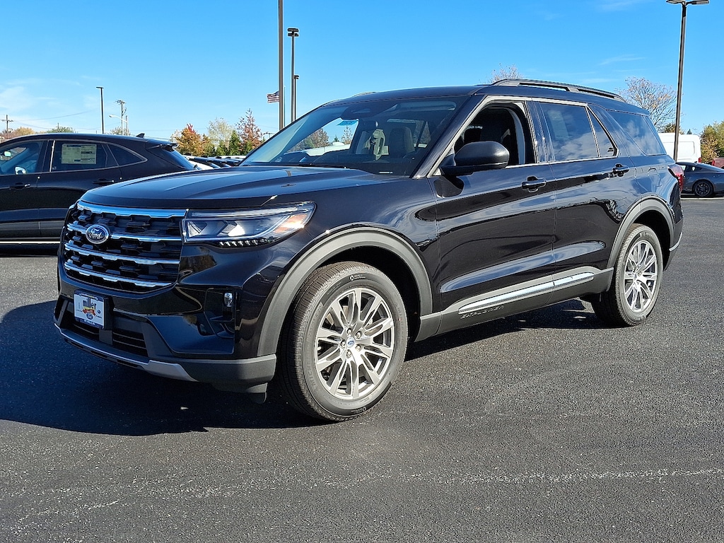 New 2025 Ford Explorer Active SUV