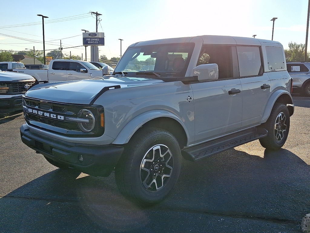 New 2026 Ford Bronco Outer Banks® SUV