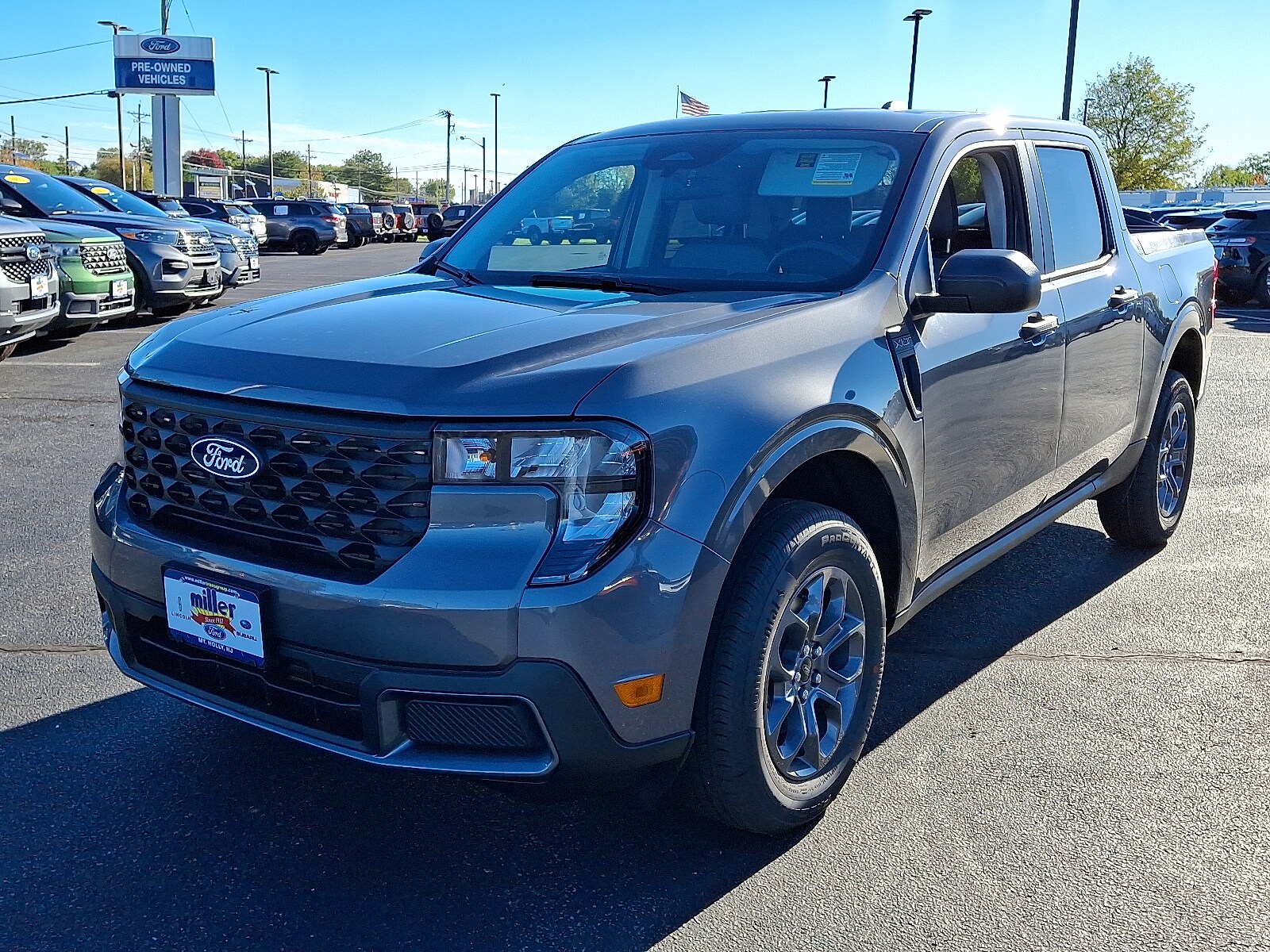 2025 Ford Maverick XLT photo 2