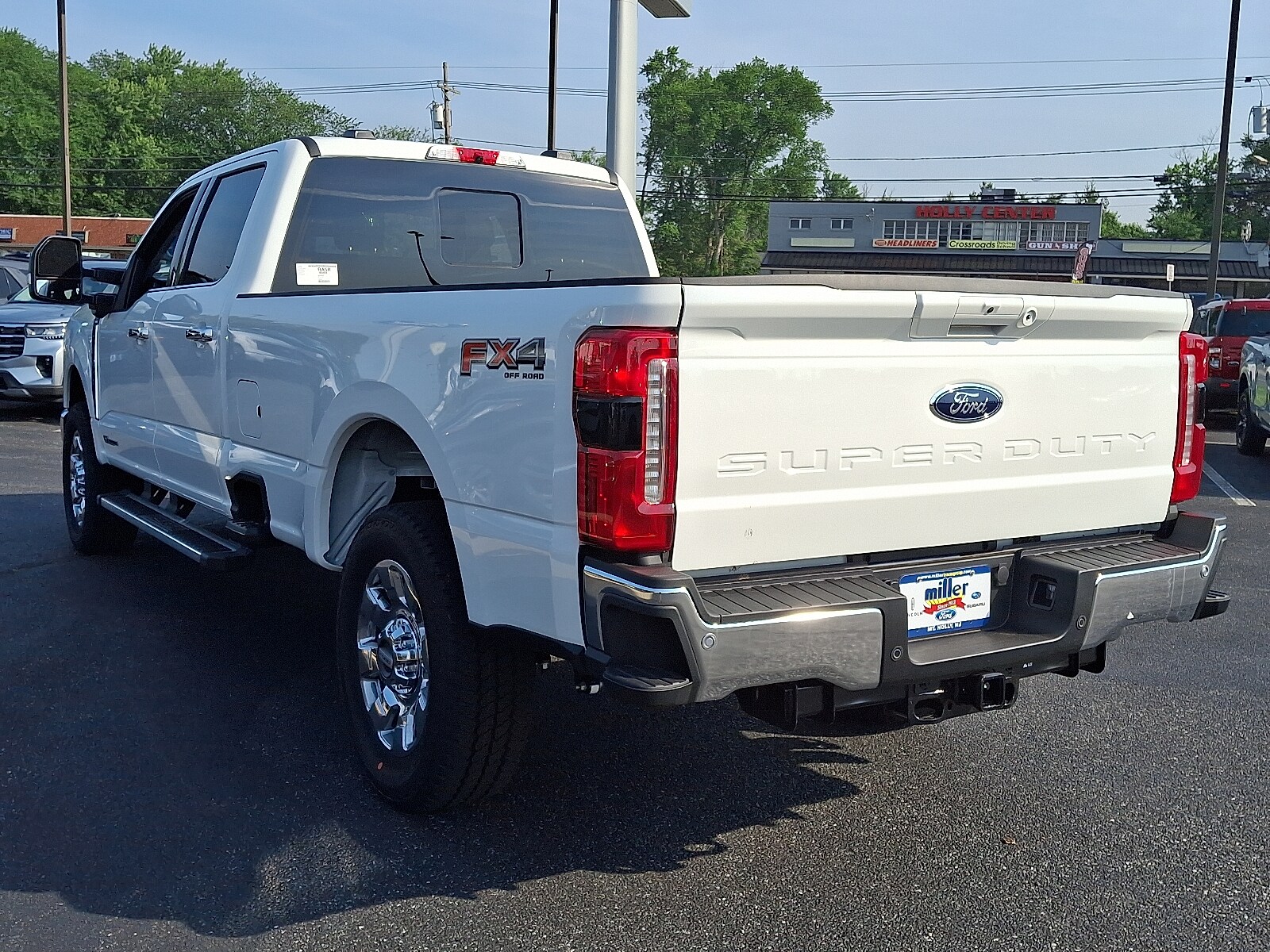 2025 Ford F-250 Lariat photo 3