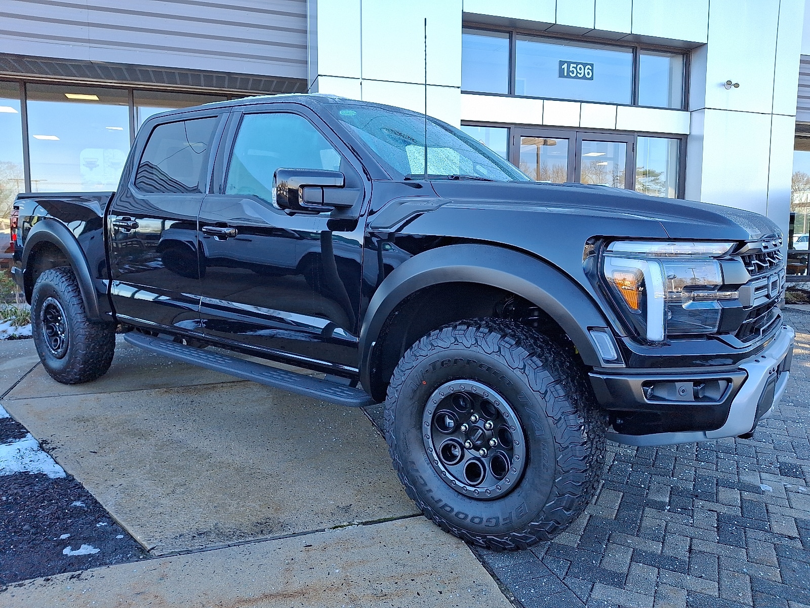 2025 Ford F-150 Raptor's photo