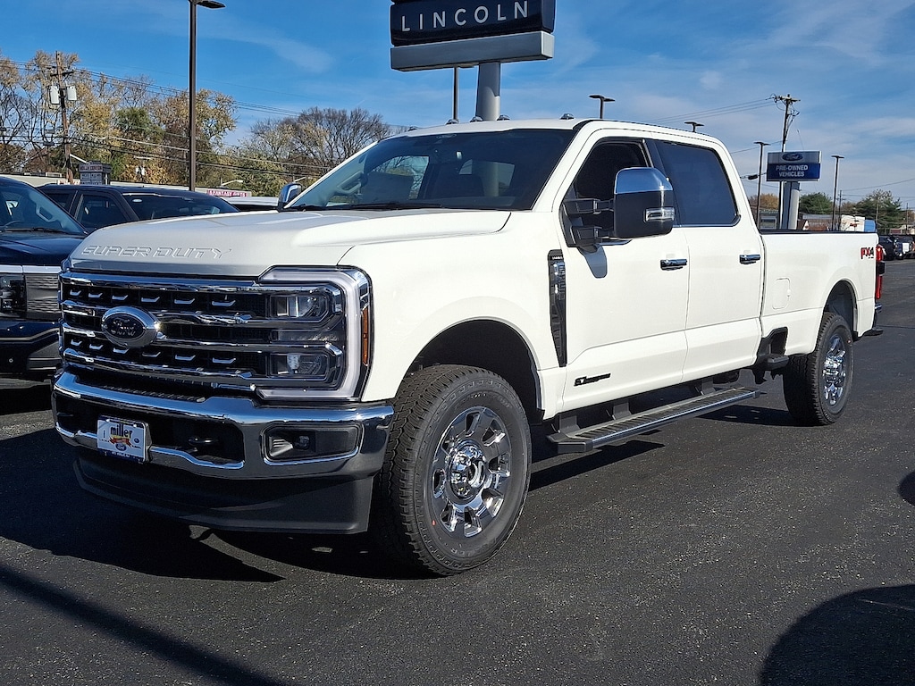 New 2026 Ford Super Duty F-350 Lariat TRUCK