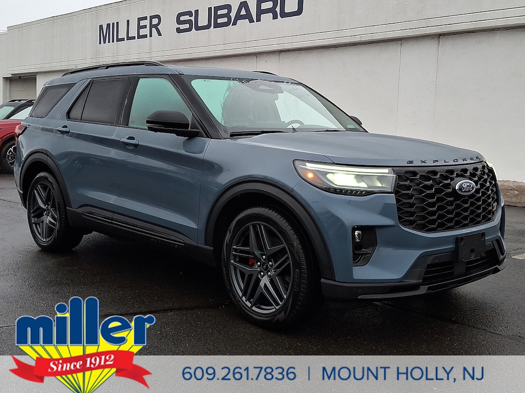 Used 2025 Ford Explorer ST Sport Utility