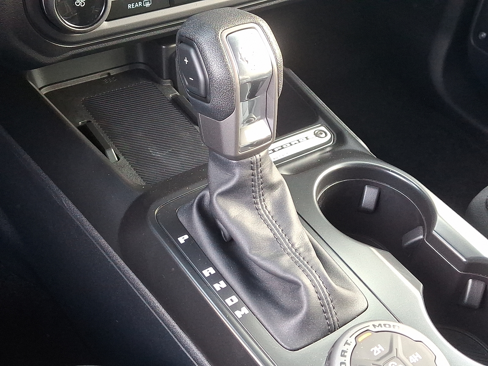 2025 Ford Bronco 4-Door Base - Photo 8