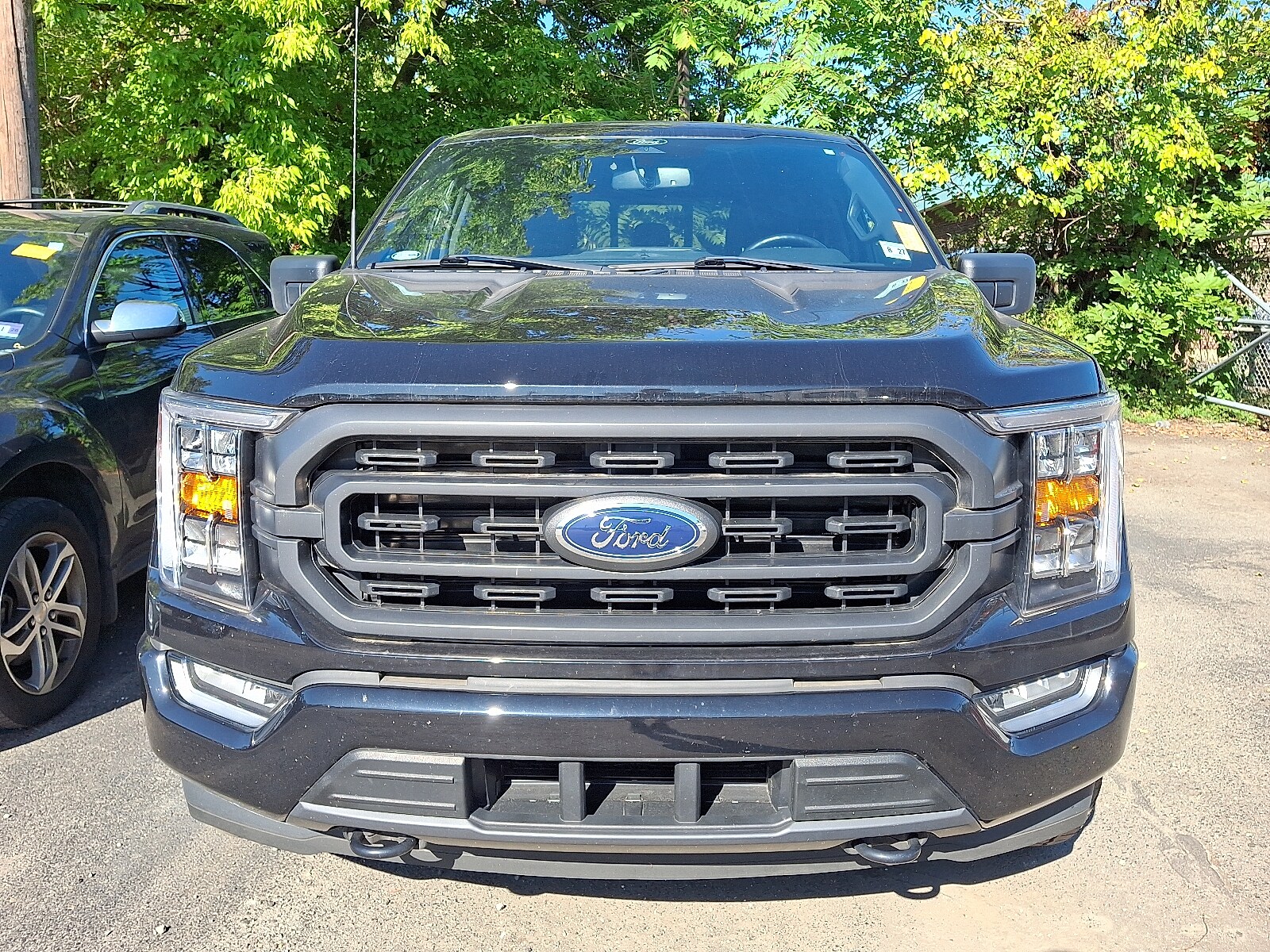 2022 Ford F-150 XLT photo 2