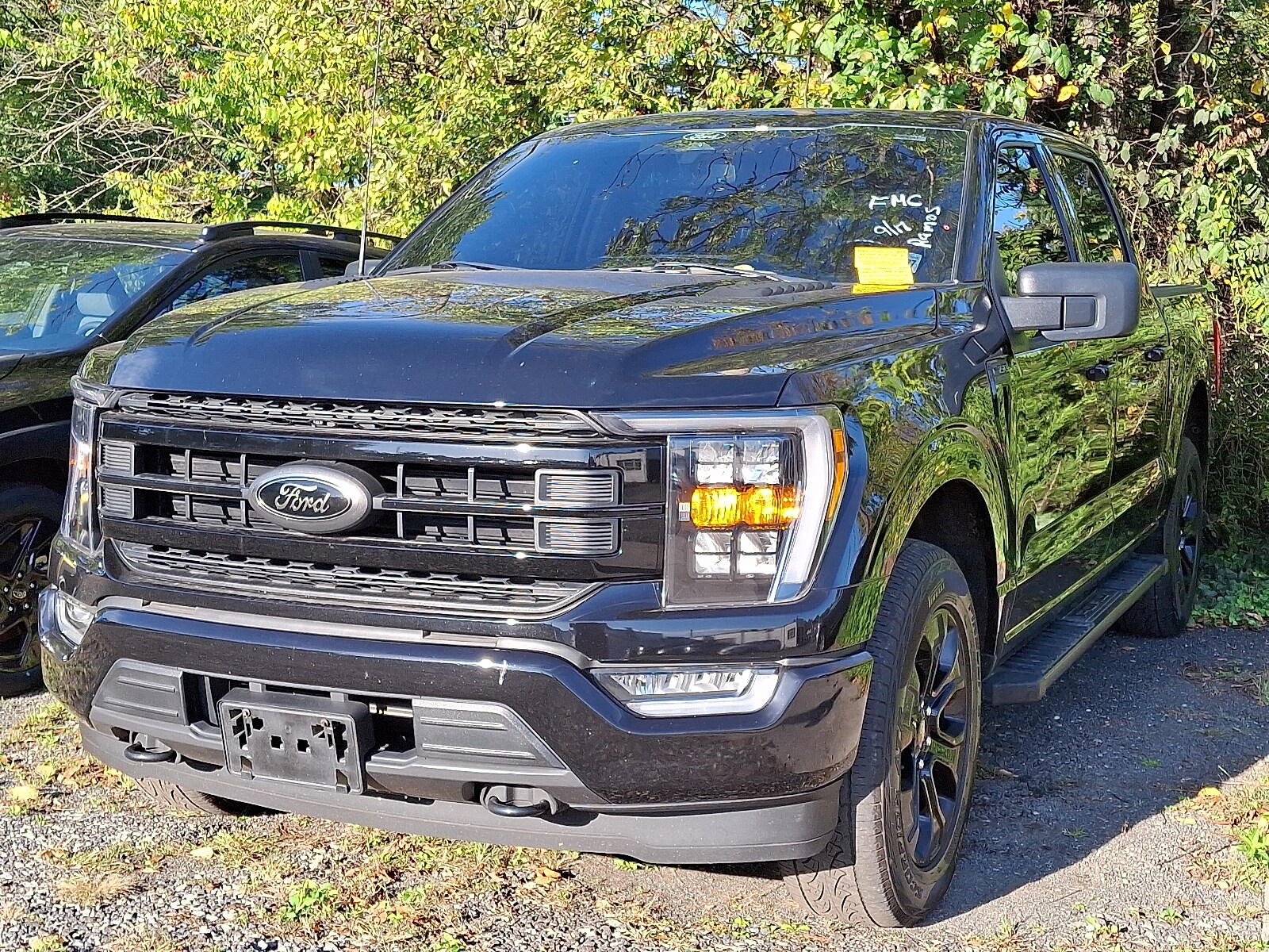2022 Ford F-150 XLT photo 2