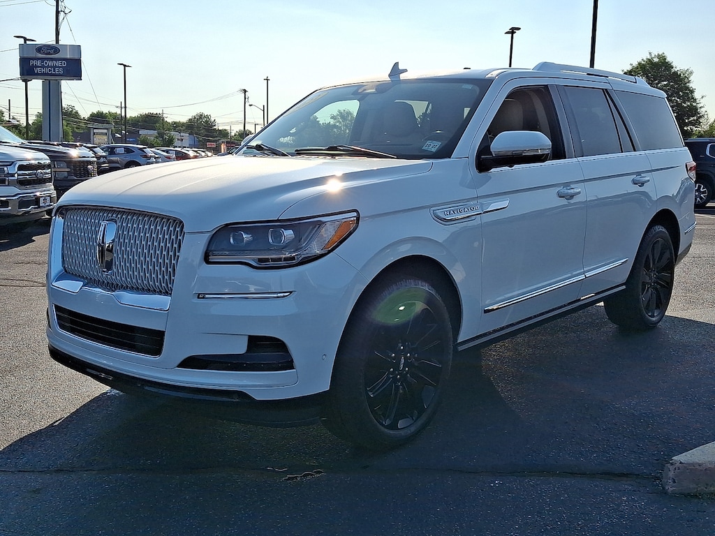 Used 2022 Lincoln Navigator Reserve Sport Utility