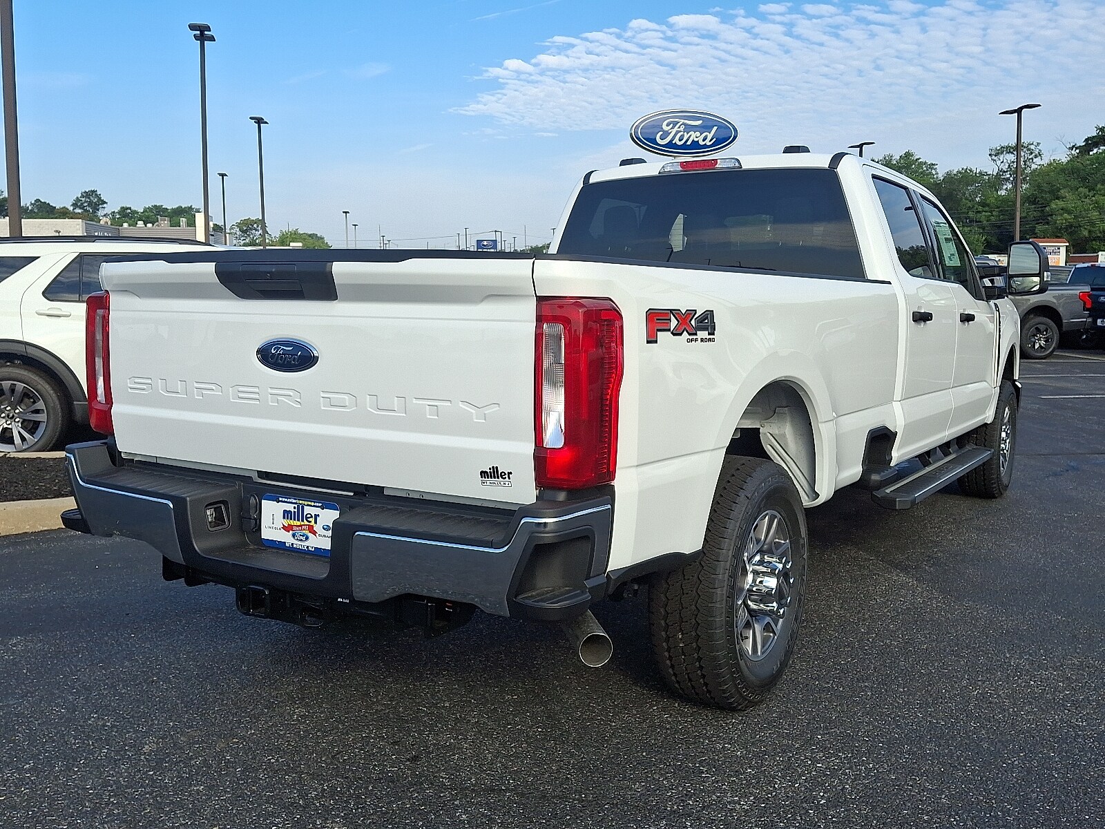 2025 Ford F-250 XLT photo 4