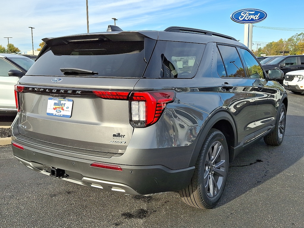 New 2026 Ford Explorer Active SUV