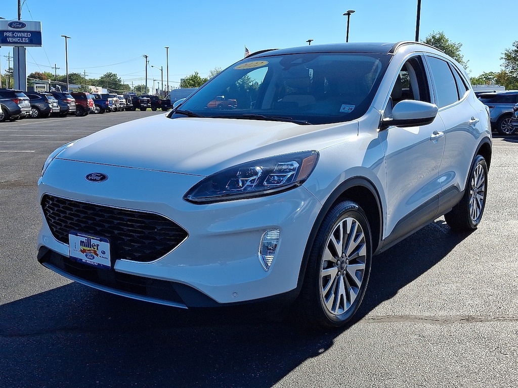 Used 2022 Ford Escape Titanium Sport Utility