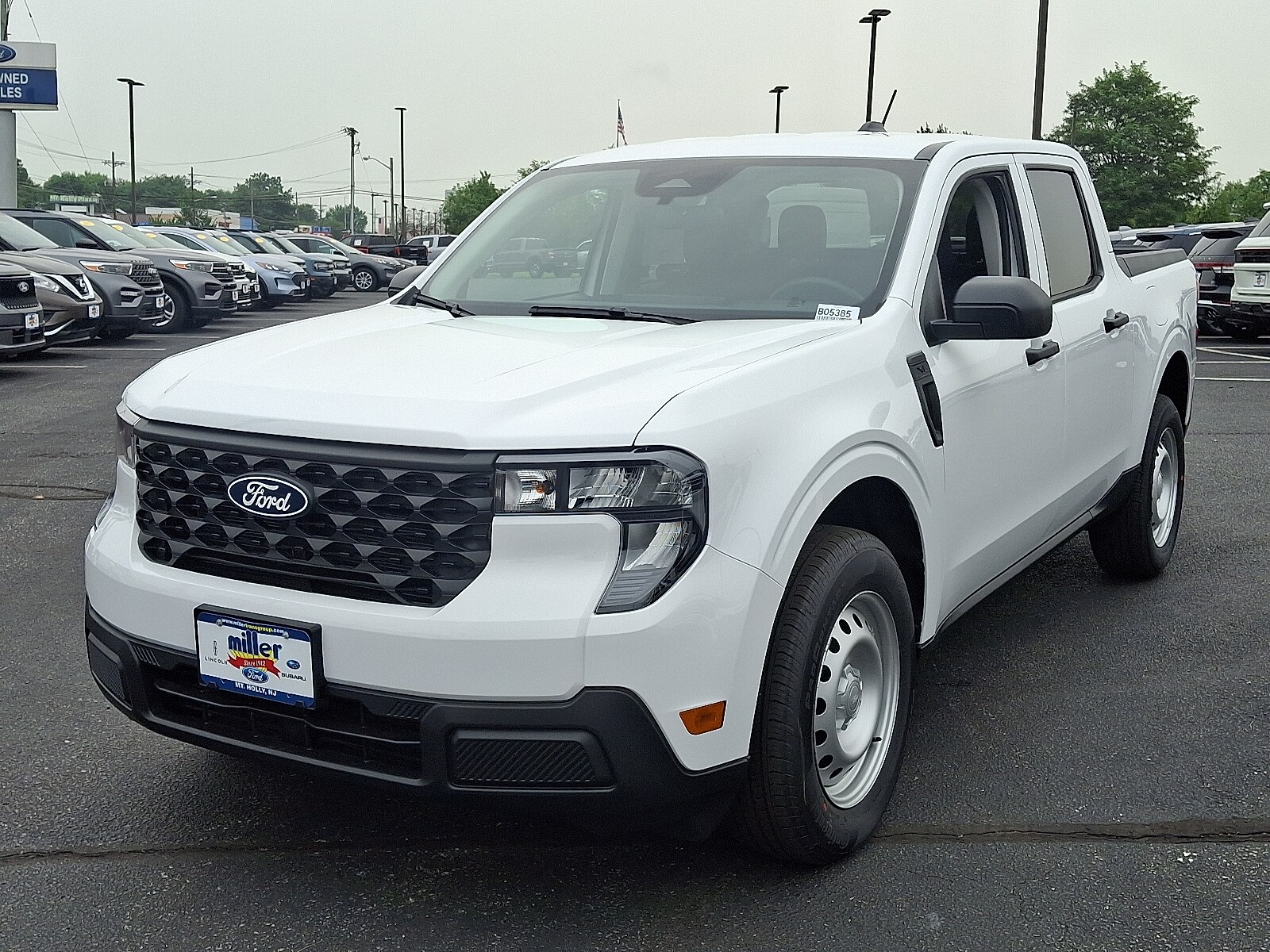 2025 Ford Maverick XL photo 2