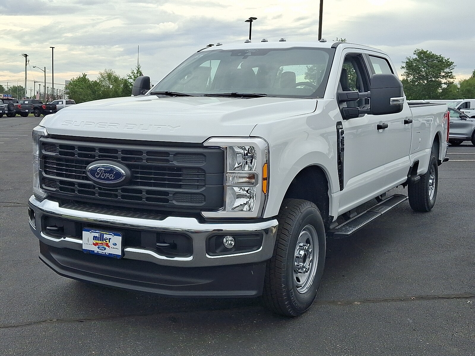 2025 Ford F-250 XL photo 3