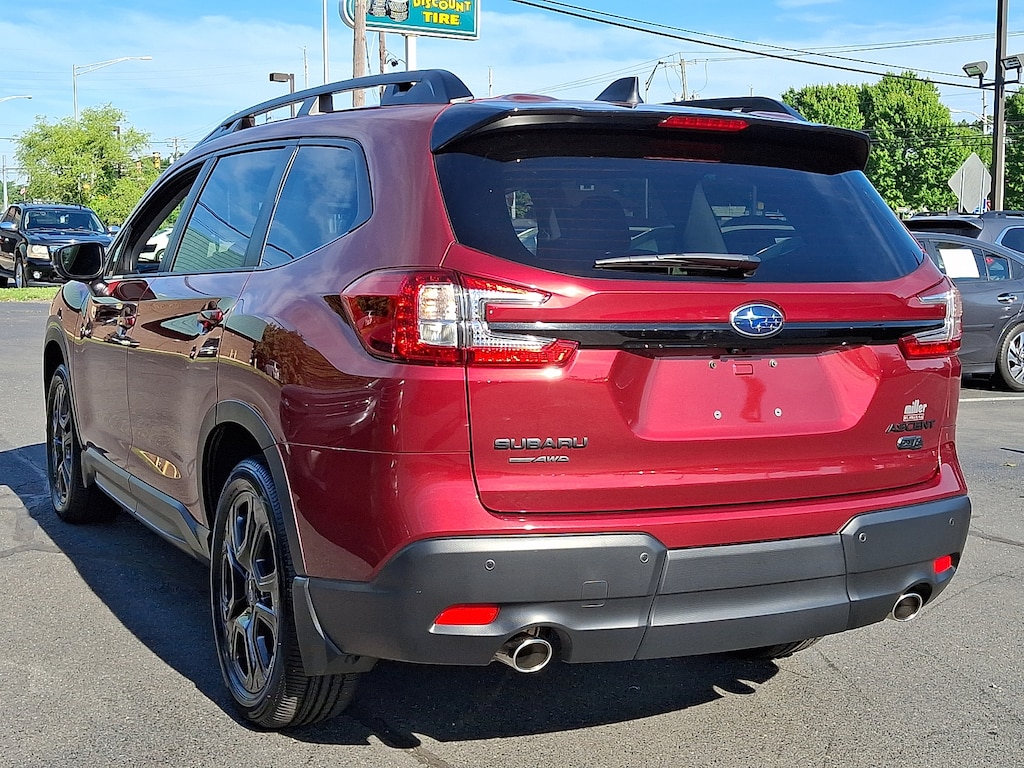 Used 2025 Subaru Ascent Onyx Edition 7-Passenger Sport Utility