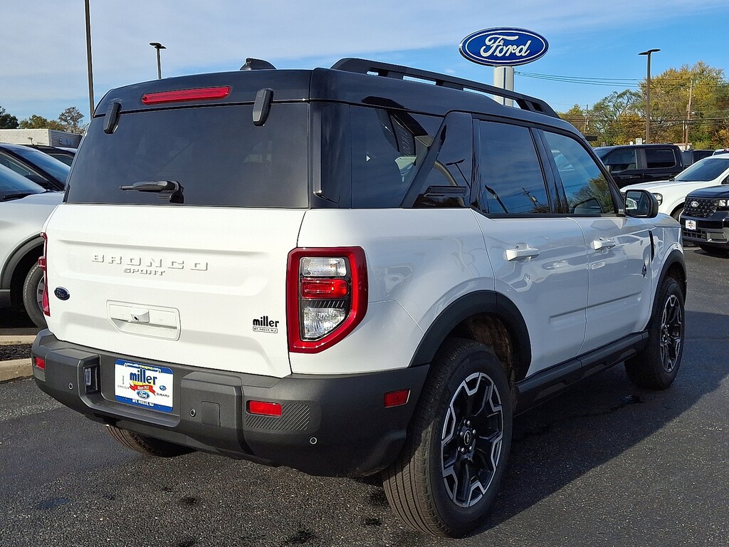 New 2025 Ford Bronco Sport Outer Banks SUV