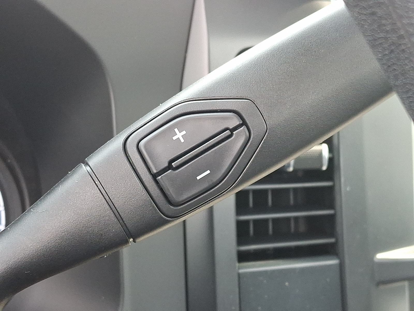 2025 Ford F-250 Super Duty XL - Photo 13