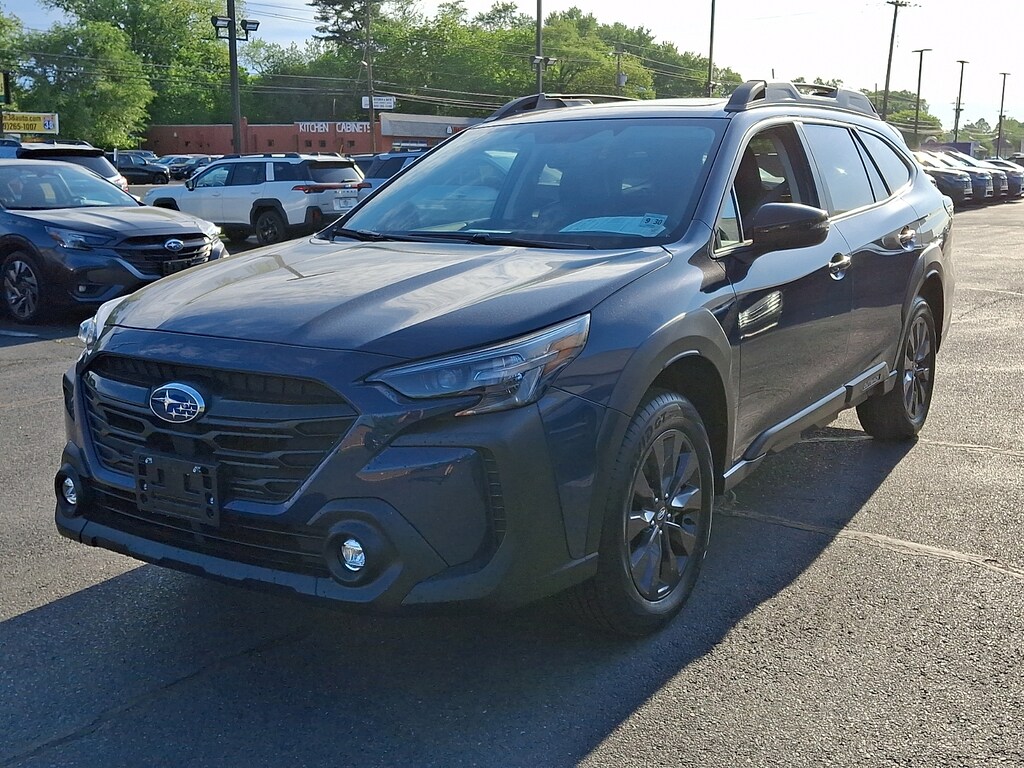Used 2025 Subaru Outback Onyx Edition Sport Utility