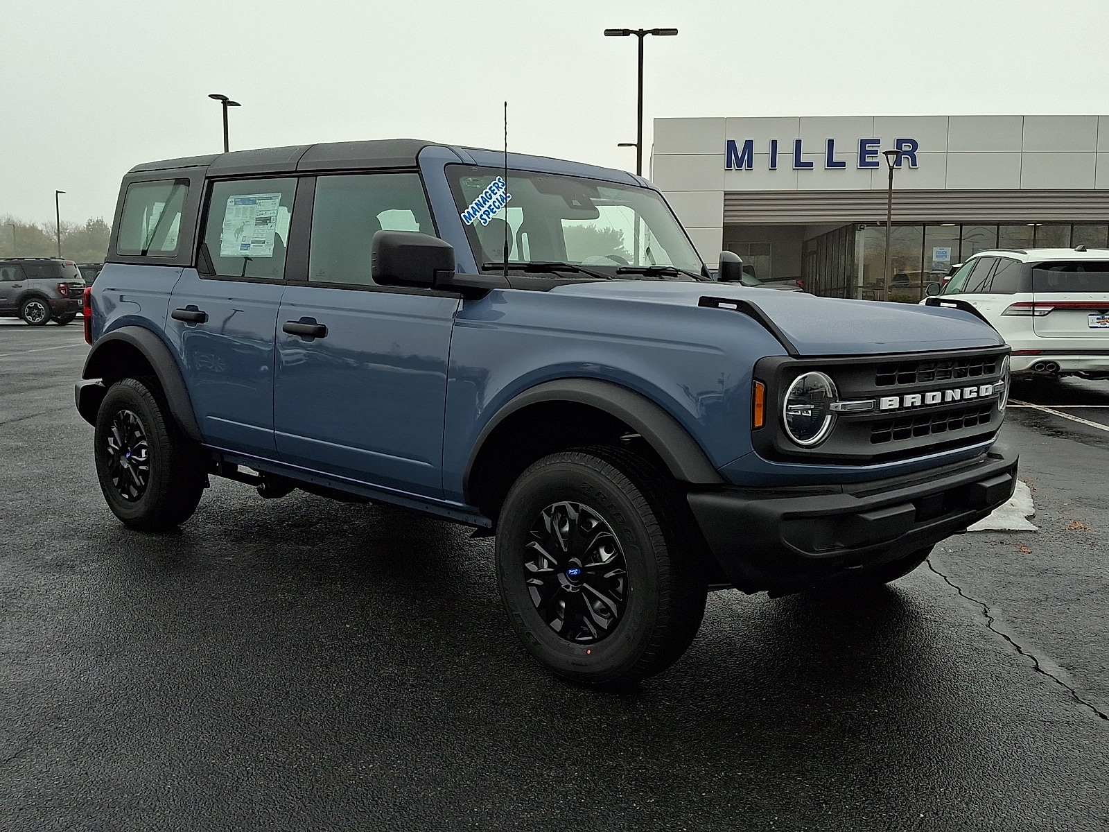 2025 Ford Bronco 4-Door
