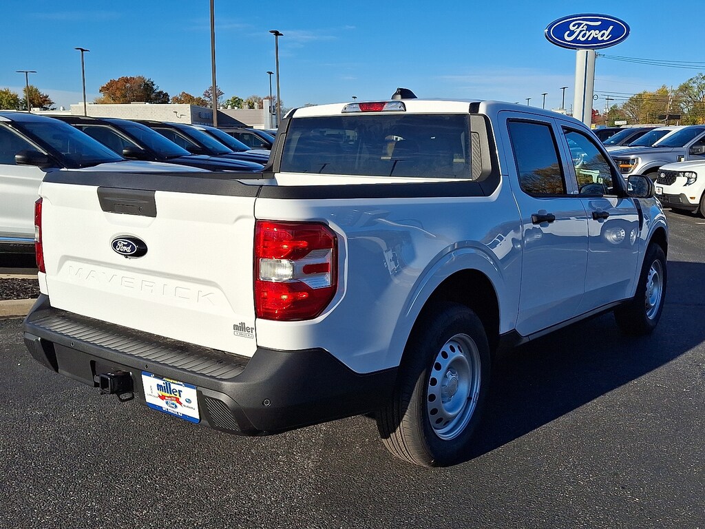New 2025 Ford Maverick XL TRUCK
